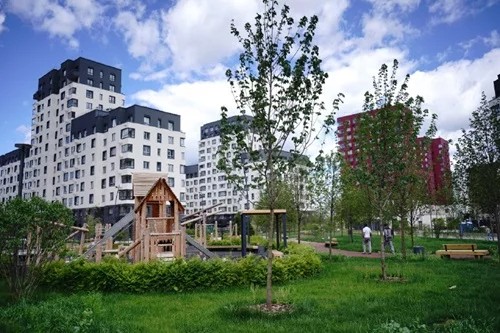 В Новых Ватутинках стартовало заселение квартала