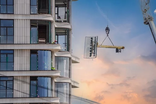 Моллированные окна украсят «Лаврушинский»