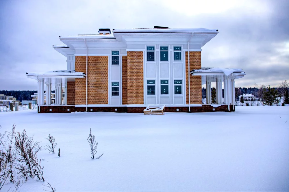 Поселке ренессанс парк. Ренессанс парк Вилладжио. КП Ренессанс парк Новорижское шоссе. Ренессанс парк коттеджный поселок. Ренессанс парк новая Рига.